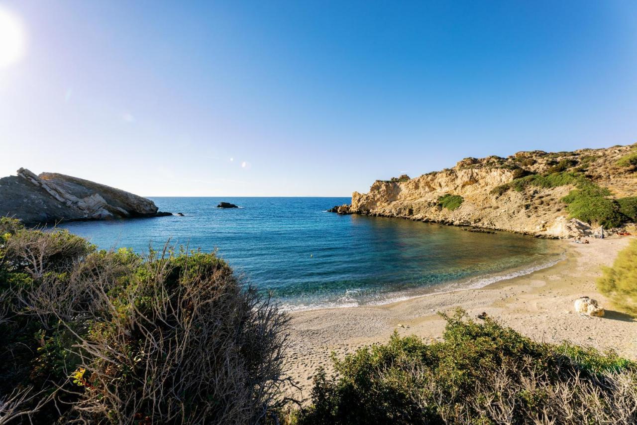 Mikra Bay Vineyard Holiday home