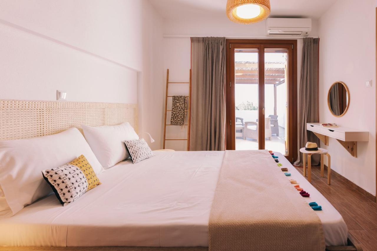 Mikra Bay Vineyard Holiday home